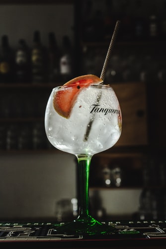 Tanqueray gin drink